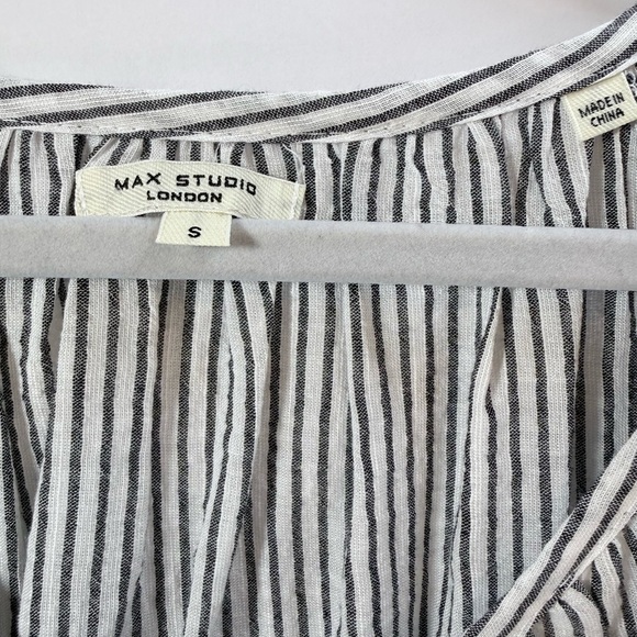 Max Studio Oversized Black and White Striped Blouse - Picture 2 of 9
